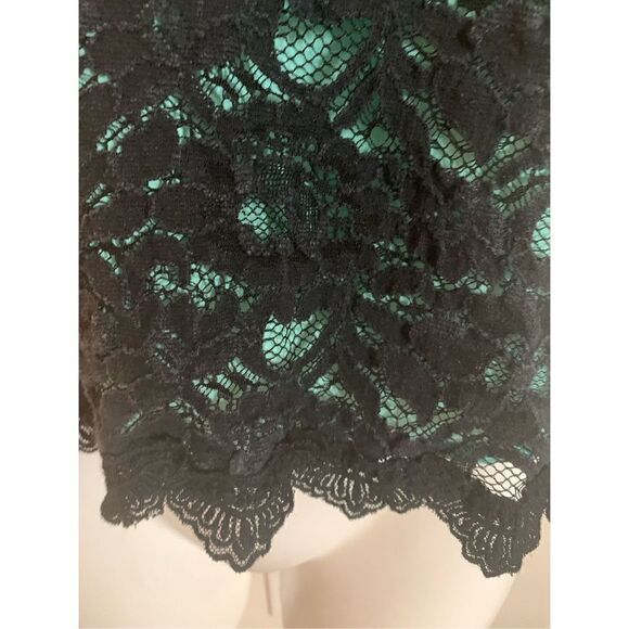 Wetseal Junior Lace Crew Neck Lined Short Sleeve Top Blouse Black Size Large - Picture 4 of 8